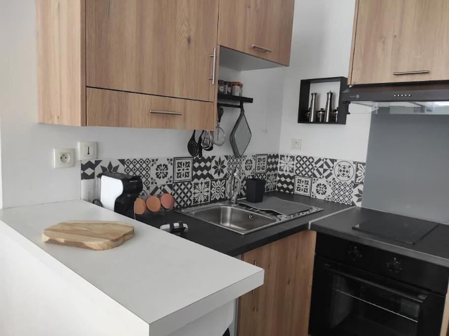 Apartamento Fadil Valenciennes Exterior foto